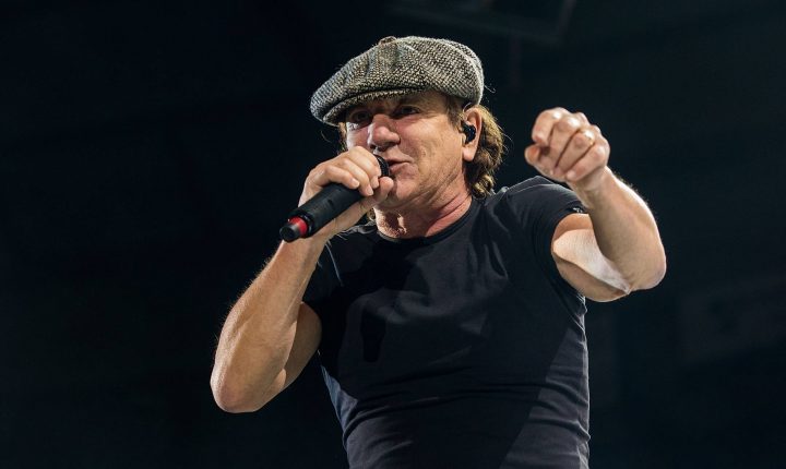 Vocalista dos AC/DC lança “The Lives of Brian”