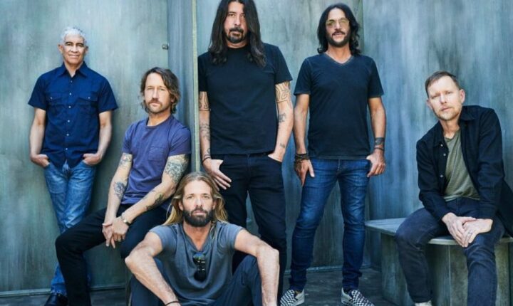 Foo Fighters cancelam tour