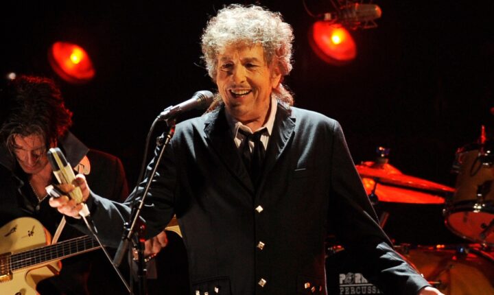 Bob Dylan edita livro de ensaios sobre canções