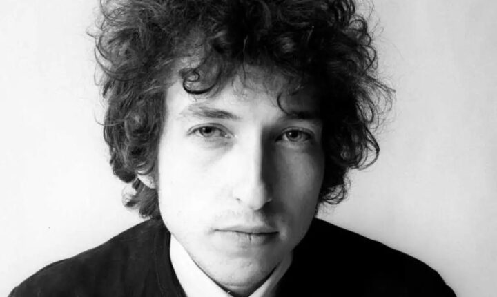 Livro de Bob Dylan vendido com autógrafo falso