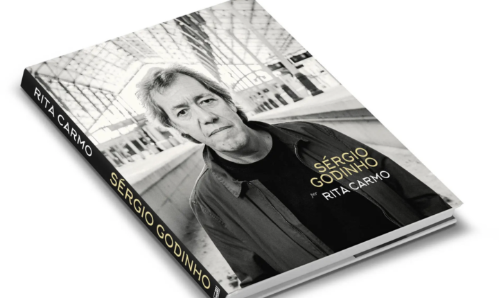 Sérgio Godinho em livro de fotografia de Rita Carmo