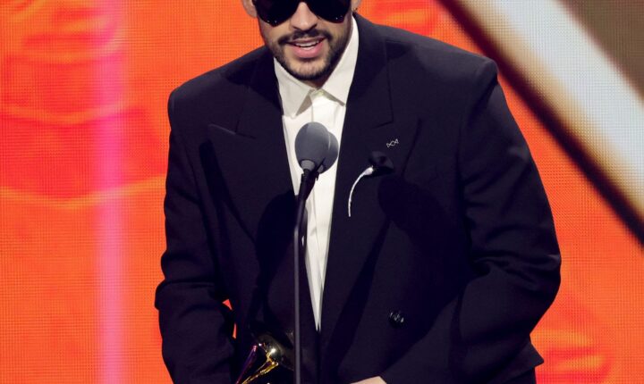 Bad Bunny vence Grammy Latinos