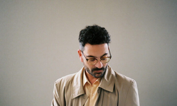 Bruno Pernadas edita esta semana “unlike, maybe”