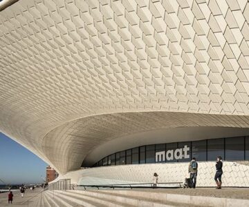 Exposição “Turn Around” no MAAT