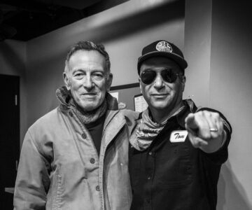 Springsteen numa versão de “Purple Rain” de Prince com Tom Morello