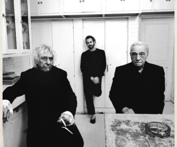 Martin Scorsese, John Cale e Marc Jacobs na capa do novo álbum de Charli XCX