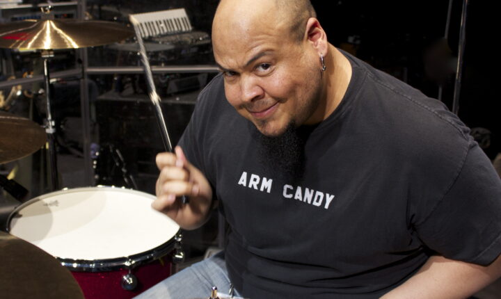 Abe Laboriel Jr. confirmado como novo baterista dos Pearl Jam